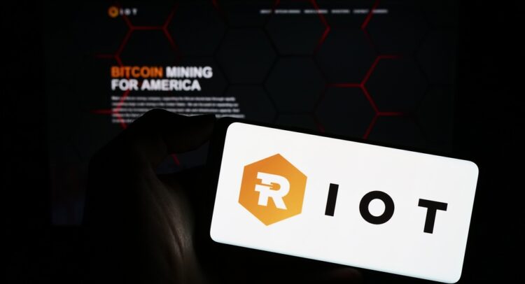 Riot Platforms Stock (NASDAQ:RIOT): Analysts See Solid Upside Even After a Stellar Rally